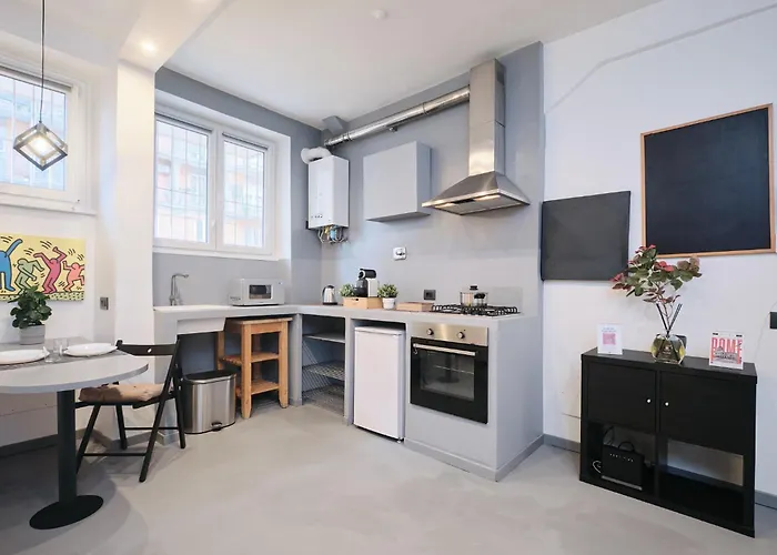 Vatican Charming Retreat By Ndp Rent *
