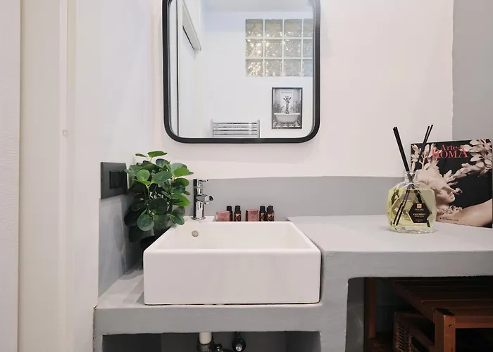 Apartment Vatican Charming Retreat By Ndp Rent